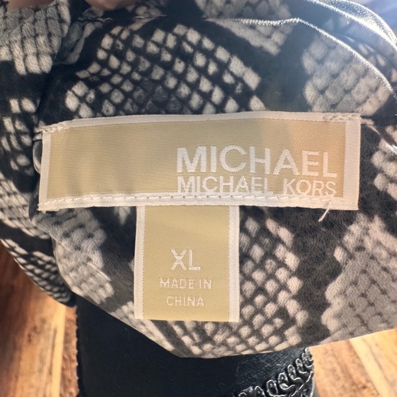Michael Kors Animal Print Blouse Top,‎ Black and White, Long Sleeve, XL - Picture 4 of 4